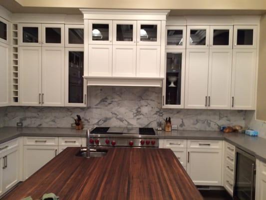 Elite Appliance repairs and installs high end and regular appliances.