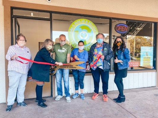 Rohnert Park Chamber of Commerce Ribbon Cutting at our Rohnert Park location, November 2020.