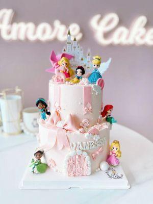 Customized Birthday Cake - Gorgeous & Delicious