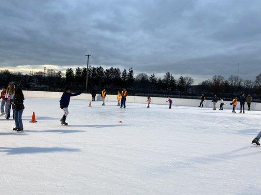 Roosevelt Park Family Ice Skating Rink