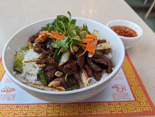 Beef Bun Salad.  Yum!