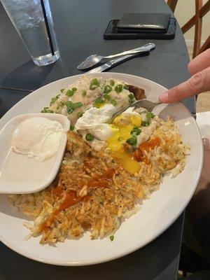 Gravy and biscuits with hash