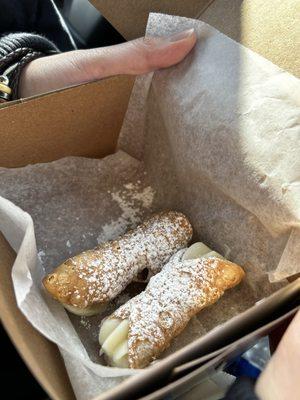 Ricotta Cannoli