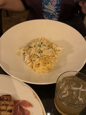 Crab pasta