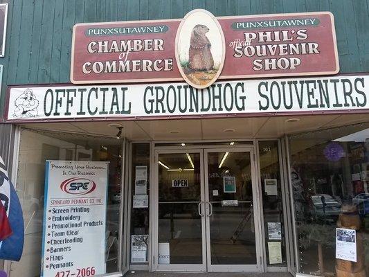 The downtown Chamber of Commerce where you can fulfill all your groundhogs shopping needs.