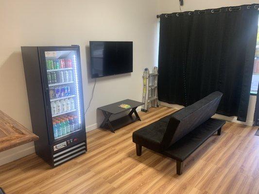 Lounge, refreshments, and Flatscreen TV