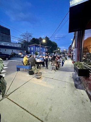 patio dining in east cambridge