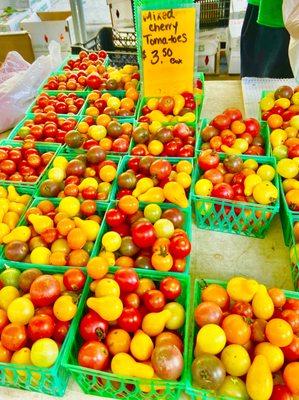 $3.50 for Baby Medley of Heirloom Tomatoes-October 2021