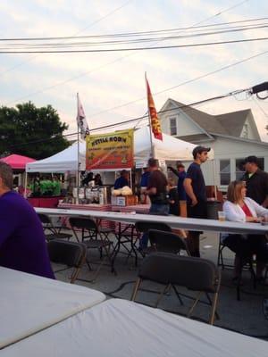 Kettle corn booth. Smells really good.