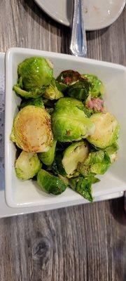 Garlic Brussels Sprouts with Prosciutto