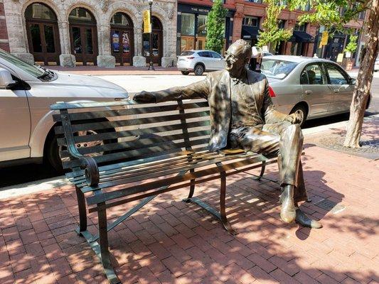 Charlie Farnsley Statue