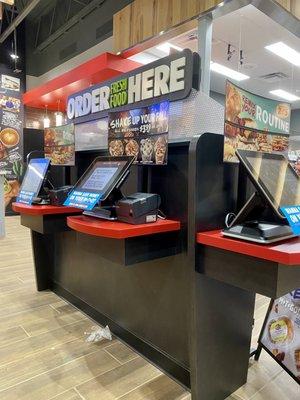 Self serve order station