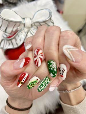 Christmas nails by Jasmine!