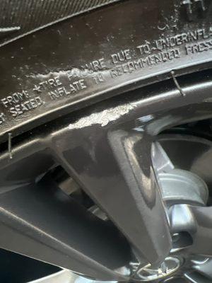 Rim & tire damage