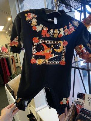 adorable vintage Halloween onesie I found - 2T