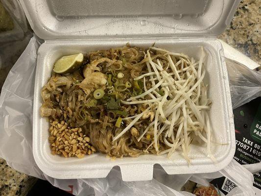 Chicken B14 . Pad Thai