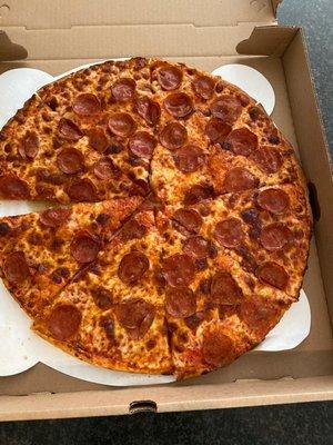 Large pepperoni pizza