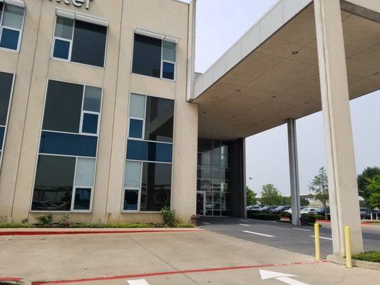 Entrance to Katy Medical Arts Center