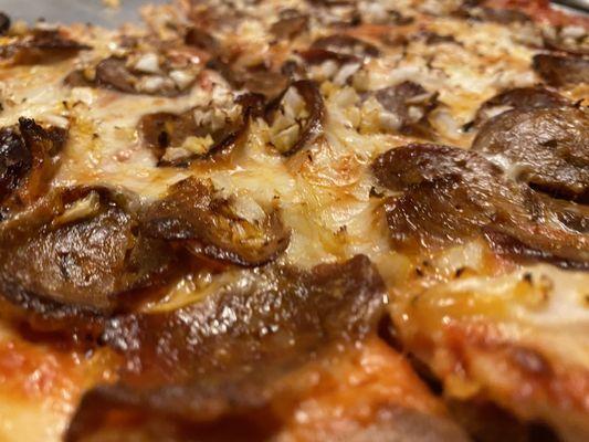 Mushroom , Onion And Sausage Pizza minus the Mushrooms because they didn't have any tonight!