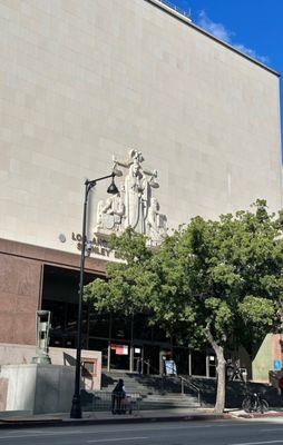 Exterior of the Stanley Mosk Courthouse