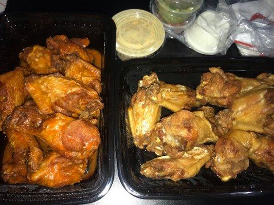 Garlic parmesan wings 10 piece special  Hot Buffalo 10 piece special