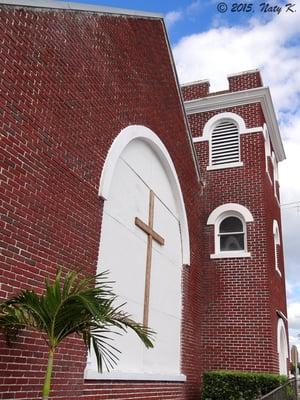 A side view of the tower.