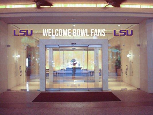 Hyatt Regency Lobby branding by 11th Hour for LSU game