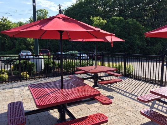 Love their new outdoor seating area!