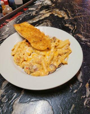 Crawfish Mac & Cheese