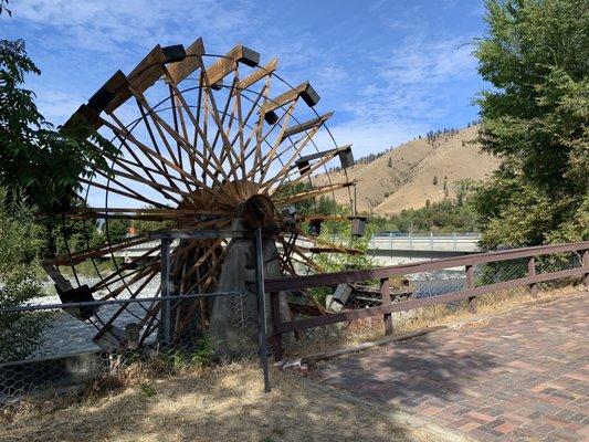 The Stoffel Waterwheel.