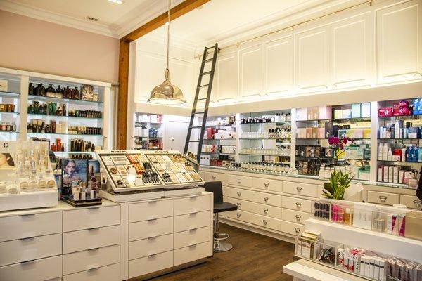 Discover personalized skincare, makeup, and fragrance recommendations from expert beauty specialists.