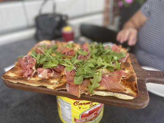 Prosciutto focaccia- 10/10