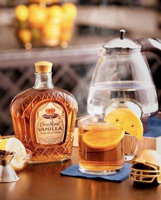 CROWN ROYAL Vanilla * Canadian Whiskey