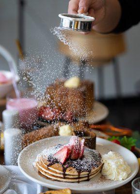 Chocco strawberry pancake