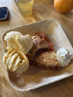 Strawberry pie w/ vanilla ice cream