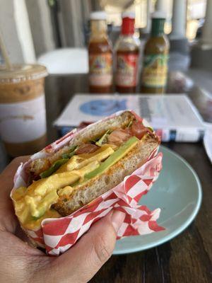 Breakfast sandwich