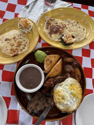 Desayuno especial and pupusas