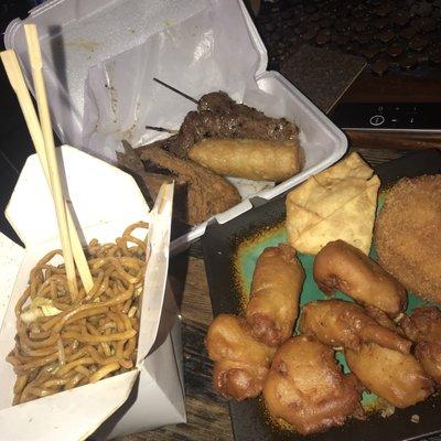 LG vegetable Lo Mein, Pu Pu for 2: gold fingers, crab Rangoon, egg roll, beef teriyaki, BBQ spare ribs, fried shrimp, and chicken wings.