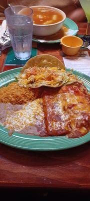 Taco, enchilada, Chile relleno combo