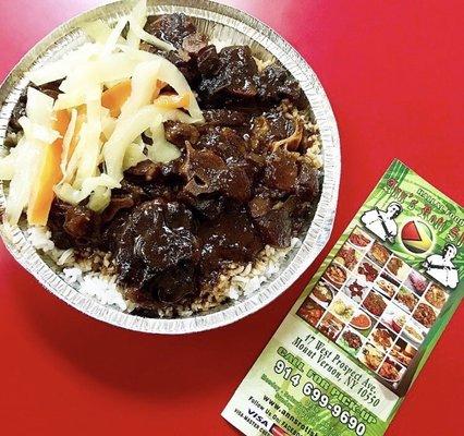 Oxtails Steamed Veggies & White rice