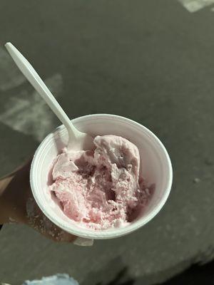 Strawberry ice cream