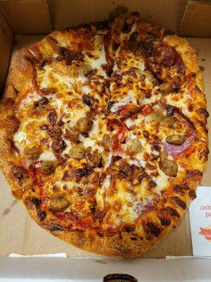 Meatlovers pizza