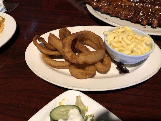 Onion rings n mac&chz