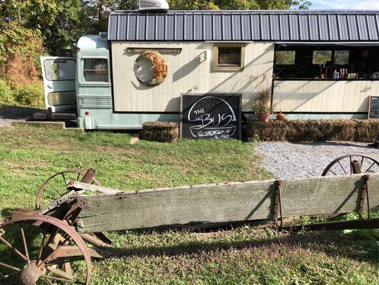 The outside of The Bus @ Salinger's Orchard & Farm Stand