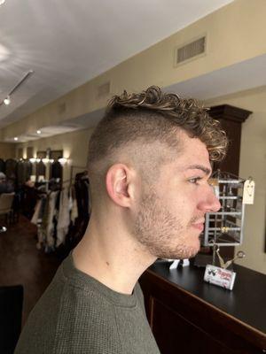 Men's haircut by Tonya