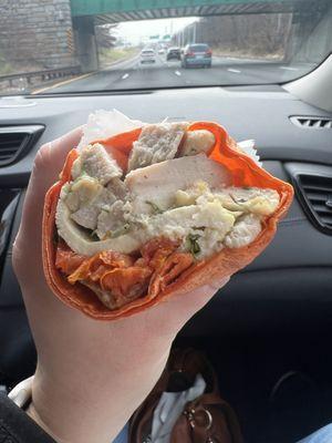 Pesto chicken wrap