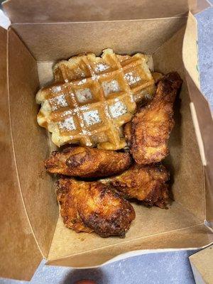 4 piece wings and waffle