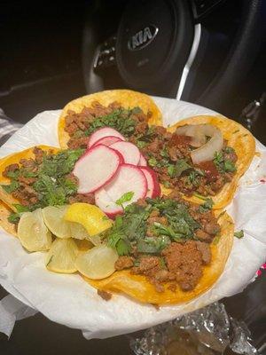 Asada and chorizo tacos