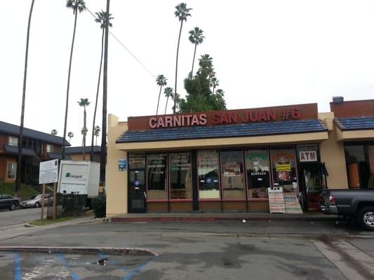 Coming here for over 20 years They distribute to carnitas Uruapan Anaheim, Santa ana.right out ofthe caso here!