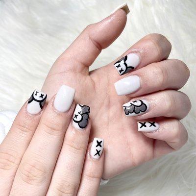 Cuties Bear nails art.